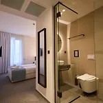 Hotel Bizarre Boutique