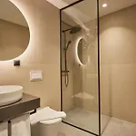 Bizarre Boutique Hotel *