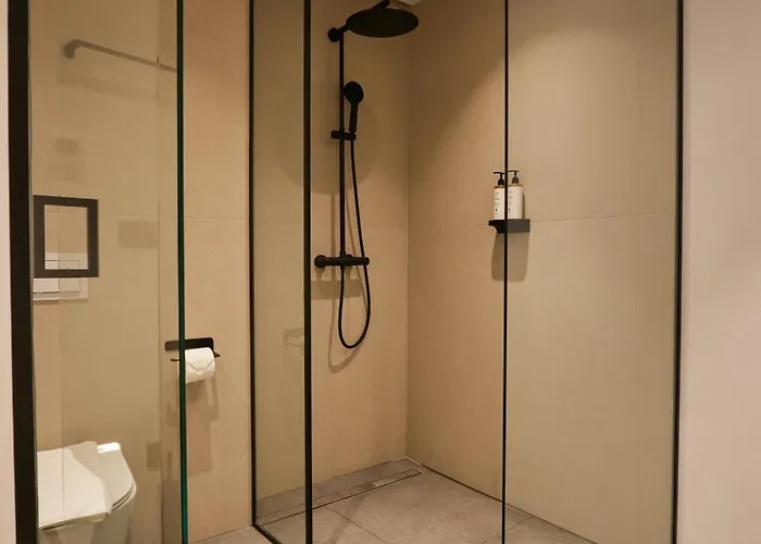 Bizarre Boutique Hotel