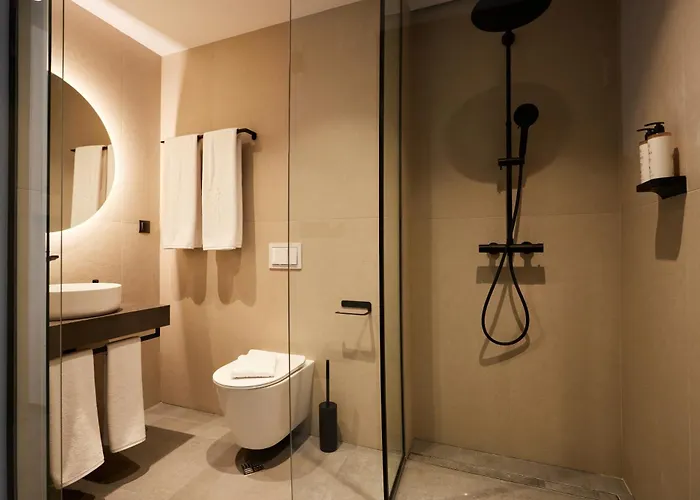 Bizarre Boutique Hotel *