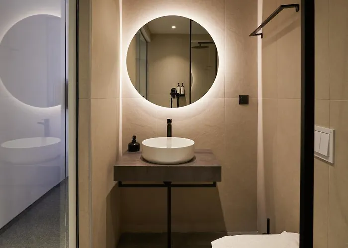 Hotel Bizarre Boutique *