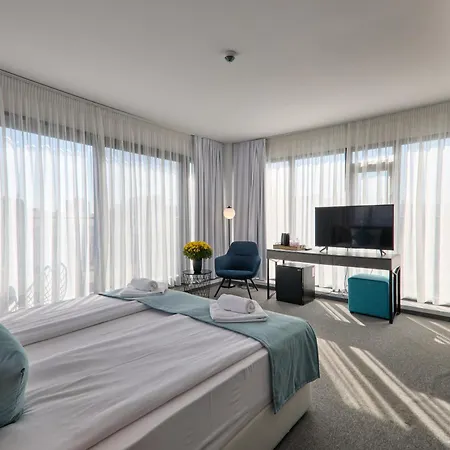 Bizarre Boutique Hotel *