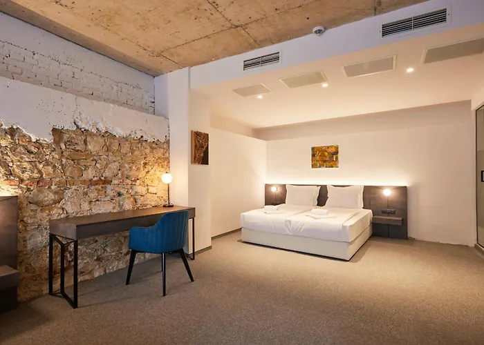 Bizarre Boutique 酒店 *